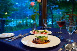 レストラン ネスト