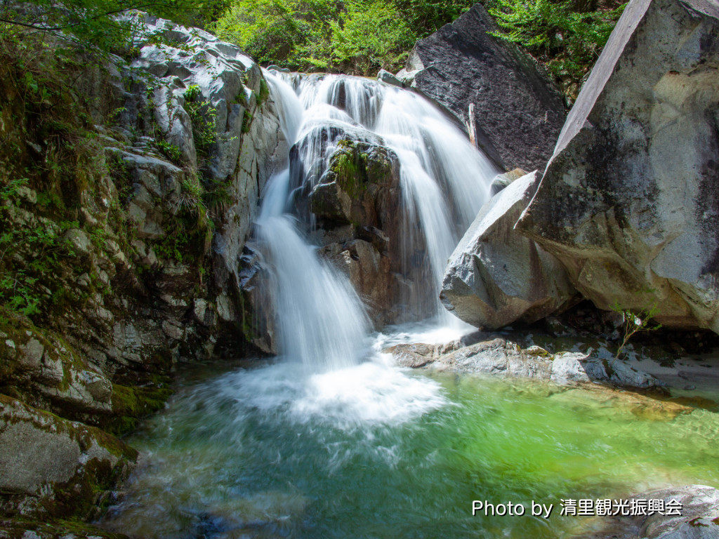 尾白川渓谷 NPO法人清里観光振興会